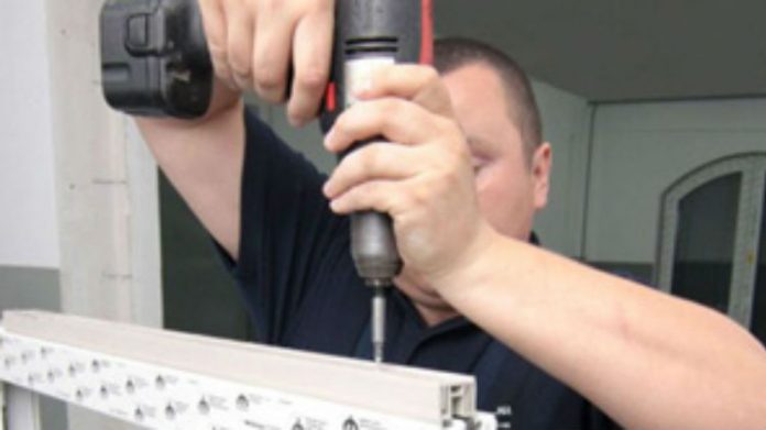 Okna zamontowane na lata