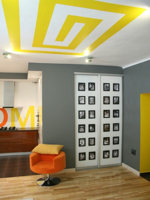 Spontaniczna gra kolor&oacute;w