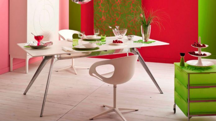 Spontaniczna gra kolor&oacute;w