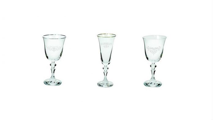 Kieliszki Szafir i Pearl - stołowa biżuteria