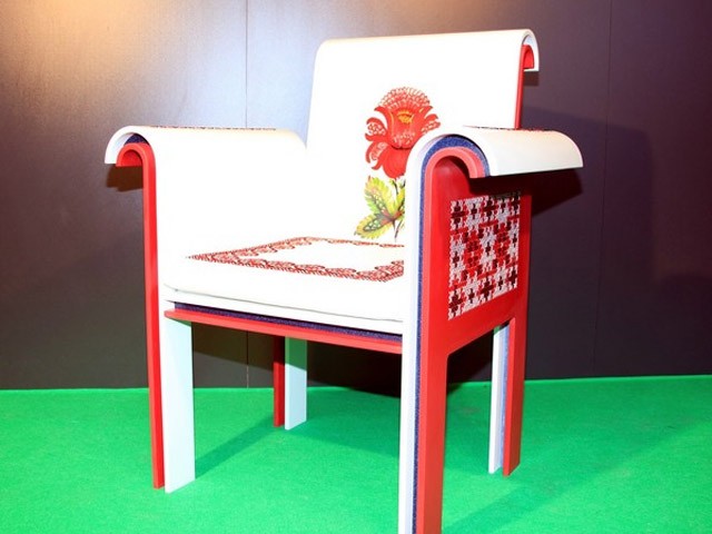 Meble haftowane w ukraińskie wzory