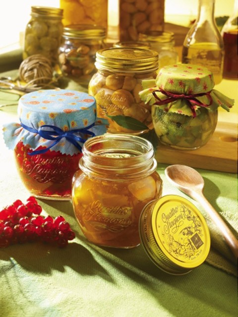 Słoiki na przetwory z linii Quattro Stagioni włoskiej firmy Bormiolo Rocco