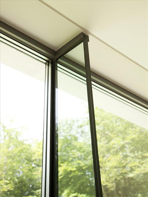 Szyby zamiast murowanych ścian - Willa van Acker Sissau w Loppem