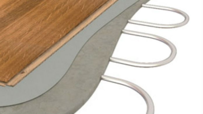 Deska na ogrzewaniu podłogowym