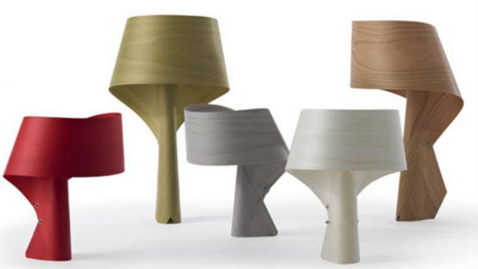 Lampy z forniru - klasyka ekstrawagancji?