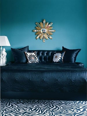 Kolor niebieski o wielu twarzach