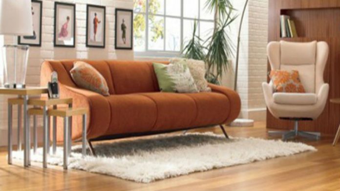 Jak dbać o podłogę z lakierowanych desek warstwowych?