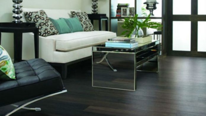 Czym r&oacute;żnią się między sobą panele?