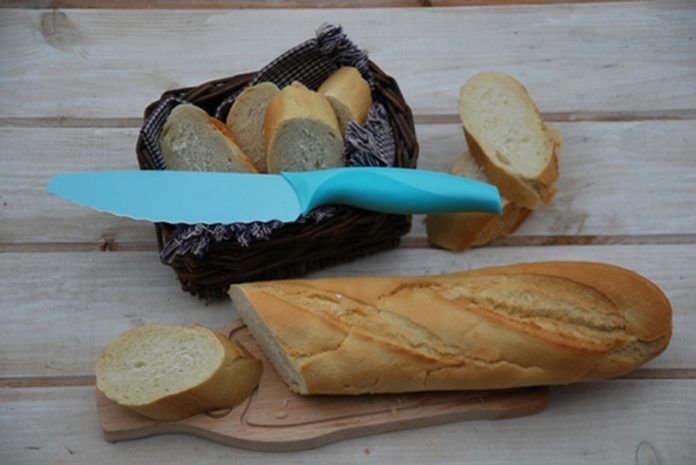 kolorowy nóż do kanapek