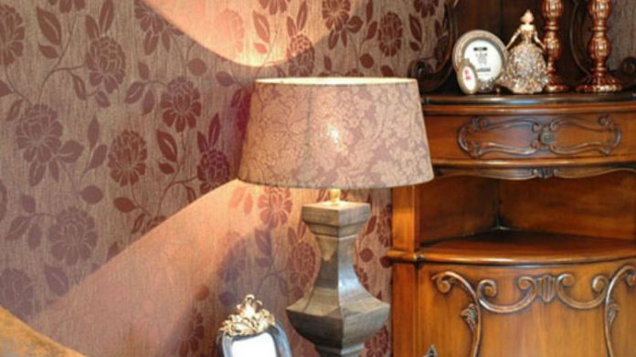 Materiałowa tapeta bez łączeń