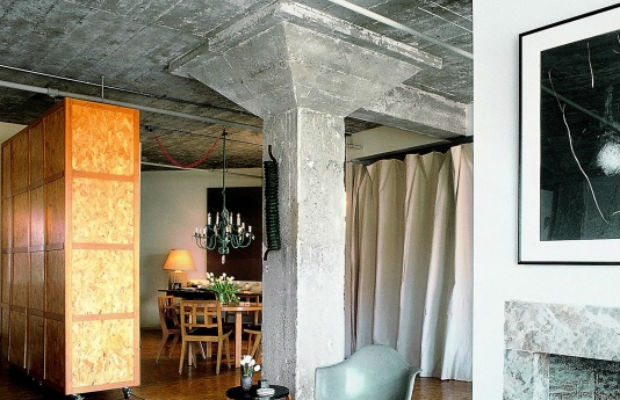 Z nie okleinowanej płyty OSB także można wykonać meble źr&oacute;dło: pinterest.com