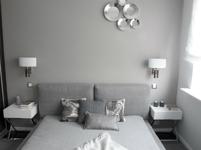 Sypialnia glamour w odcieniach szarości