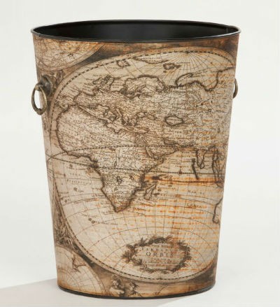 Kosz na śmieci z nadrukiem mapy, źródło: Cost Plus Wolrd Market