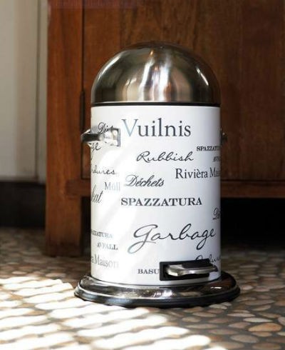 Kosz na śmieci z pokrywką, źródło: Maison