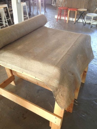 Tapicerowany mebel z palet