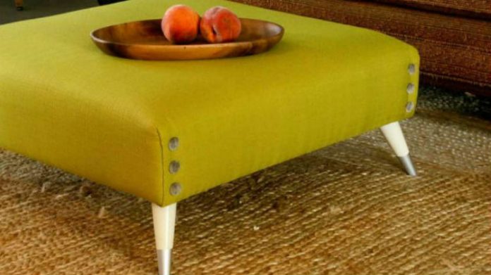 Tapicerowany mebel z palet