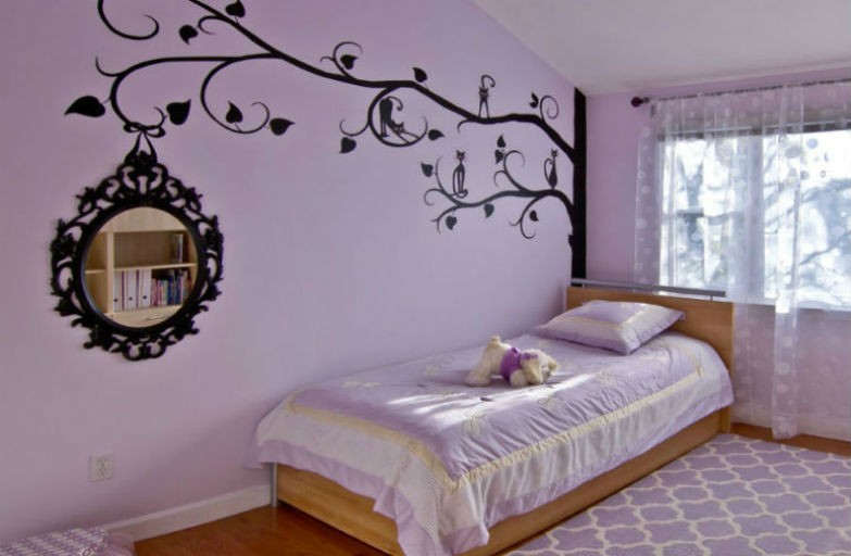 Fioletowe ściany w pokoju dziecięcym, fot.: Clever Home Design