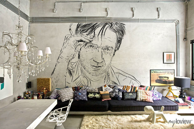 Bohaterowie srebrnego ekranu na ścianie w domu