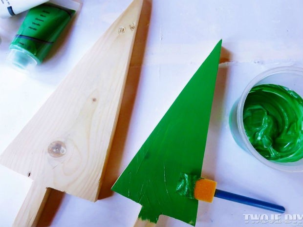 Jak samodzielnie zrobić drewnianą choinkę? 