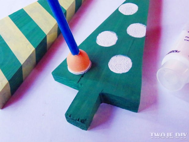 Jak samodzielnie zrobić drewnianą choinkę? 