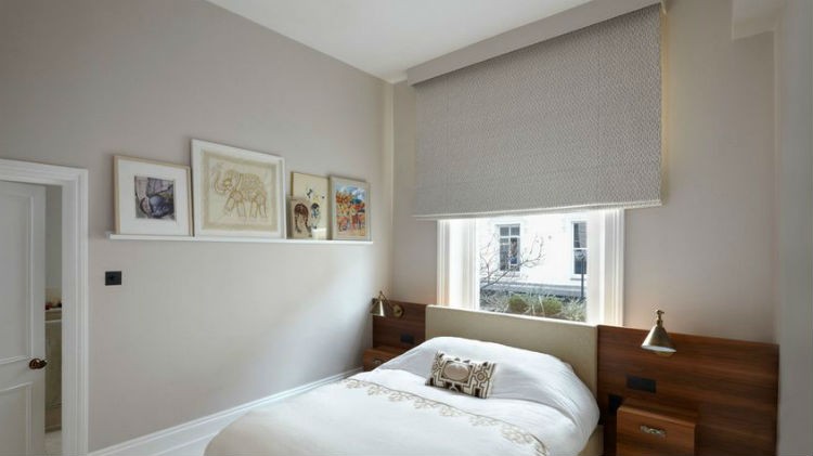 Roleta wolnowisząca w sypialni, fot.: Sigmar