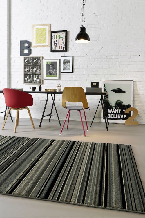 Dywan w geometryczne wzory, fot.: Komfort