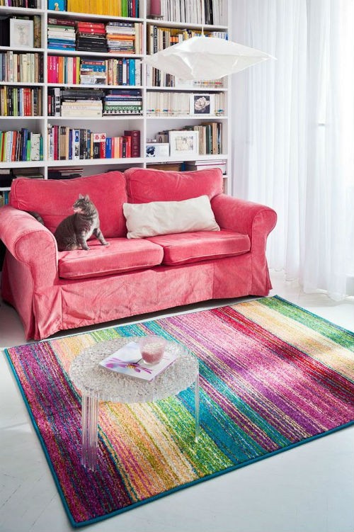Dywan o intensywnej kolorystyce, fot.: Komfort