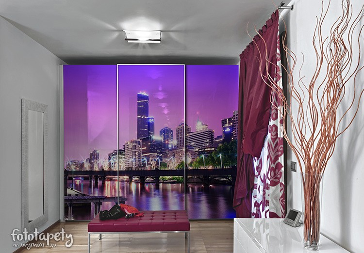 Fototapety we wnętrzach – niekonwencjonalne zastosowania fototapet 4 Fotapeta na drzwiach i meblach