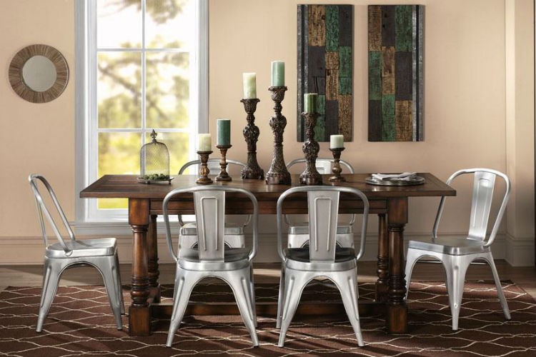 Metalowe krzesła Tolix