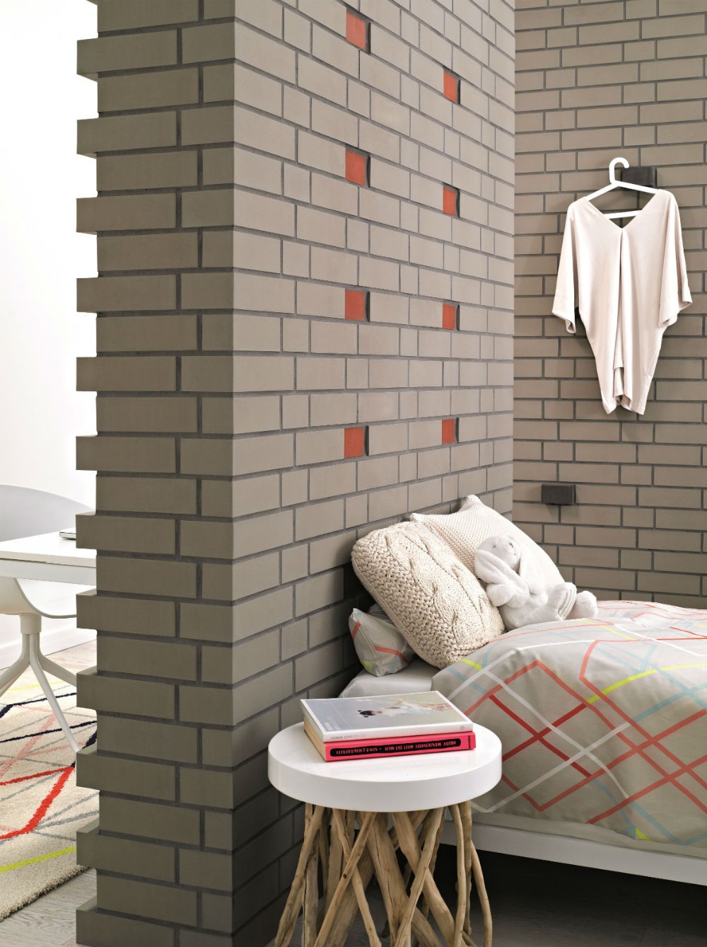 Klinkier w pokoju nastolatka, fot.: Roben