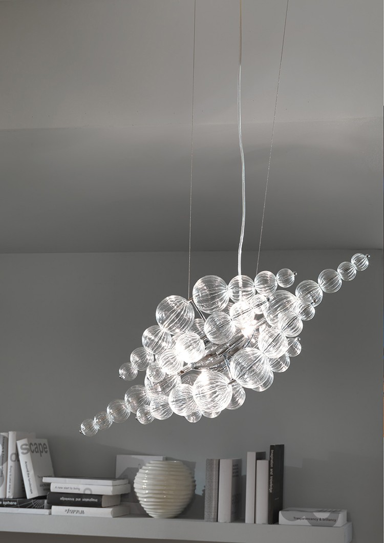 Siła światła tkwi w tradycji - lampa Michelino Nuvola