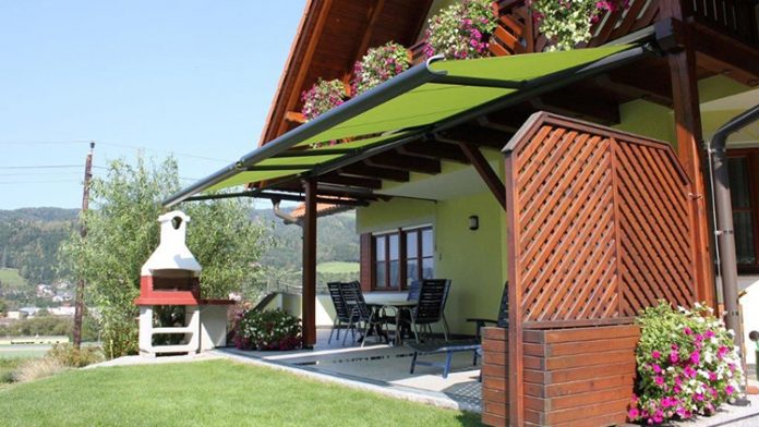 Jak osłonić taras od słońca?