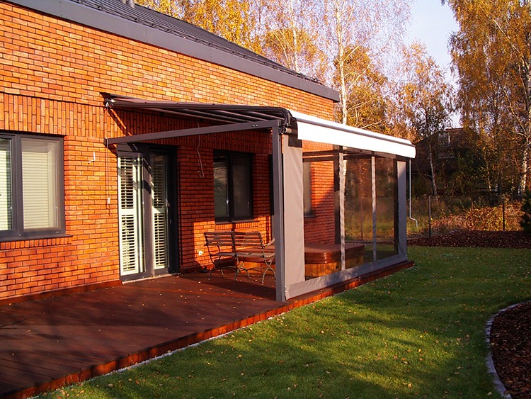 Jak osłonić taras od słońca?