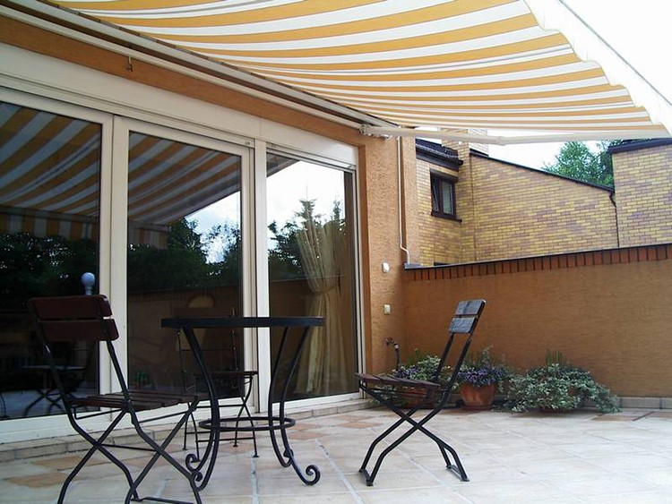 Jak osłonić taras od słońca?