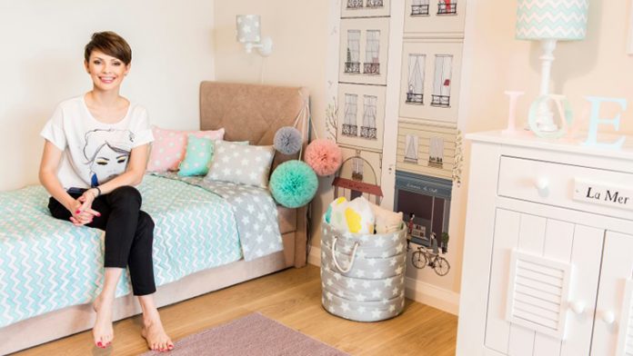 Urządzony w pastelach pok&oacute;j c&oacute;rki Doroty Gardias