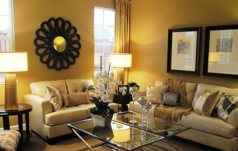 Pastelowy odcień żółtego koloru, fot.: Klang&Associates pastelowy kolor ścian