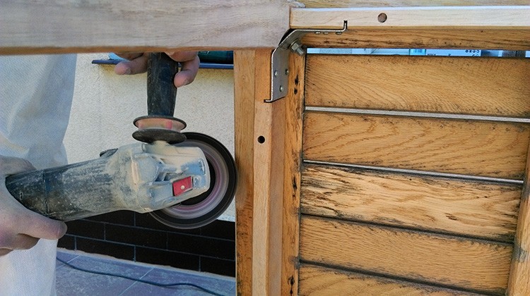 Jak odnowić drewniane meble tarasowe? 49 Jak odnowić drewniane meble tarasowe?