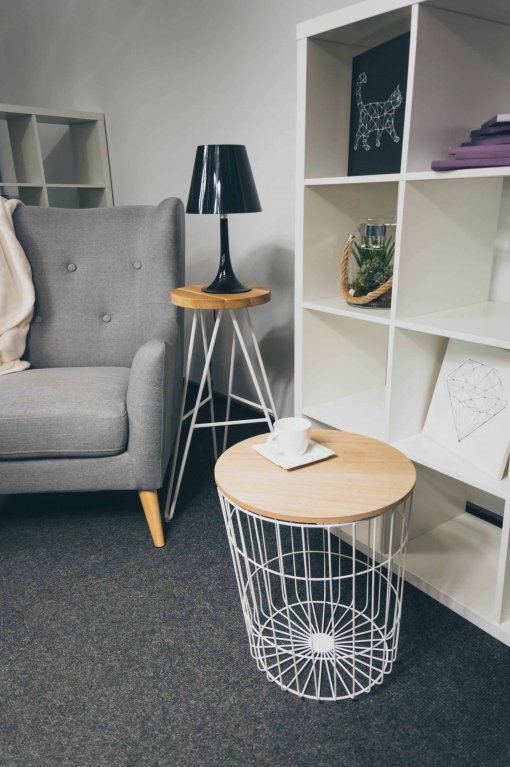 krzesło barowe w mieszkaniu